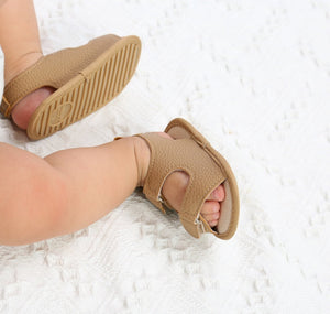 Discover the Perfect Summer Sandals for Your Little Ones!